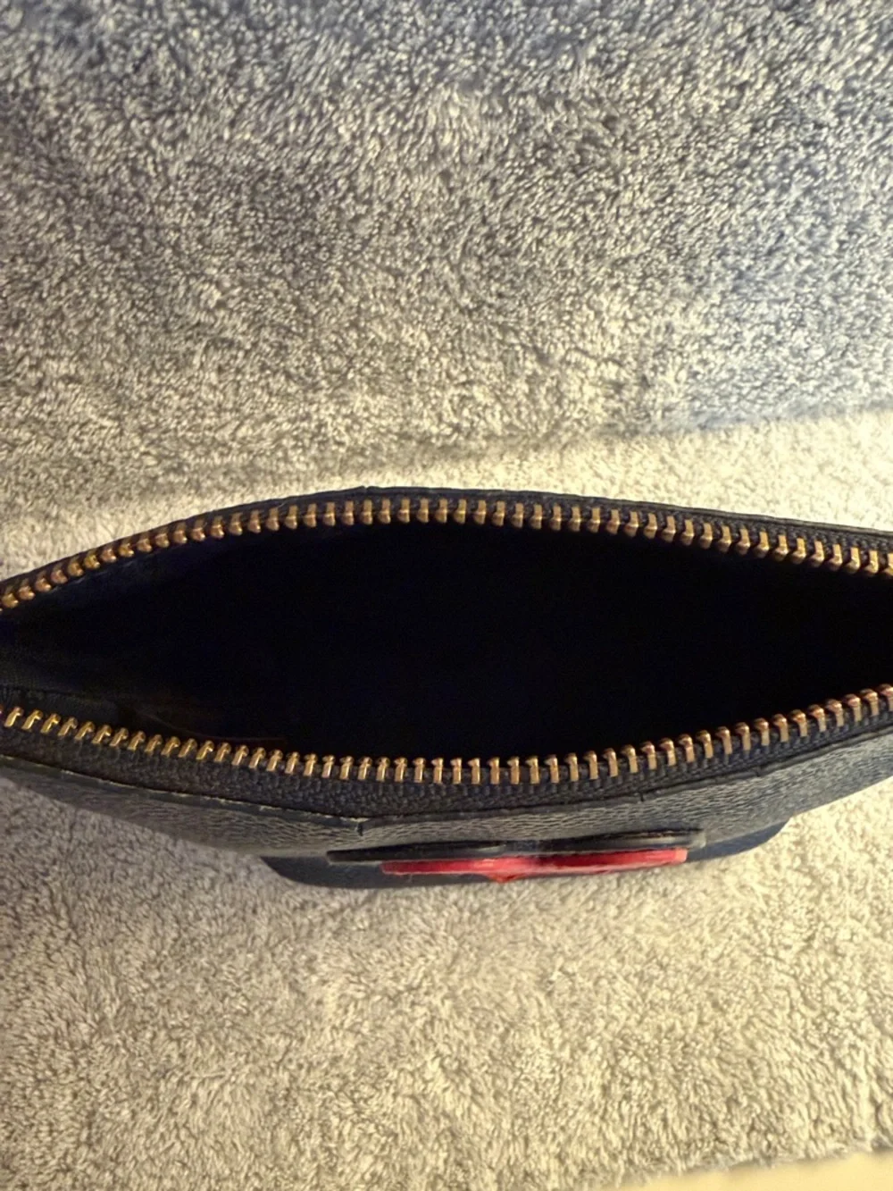 Tory Burch Navy Leather Heart Cosmetic Pouch - Picture 4 of 6